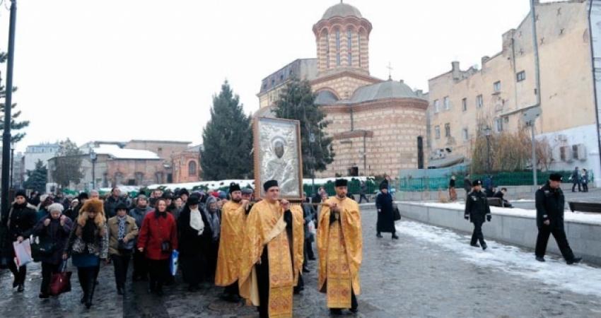 Procesiune cu icoana Sfantului Antonie cel Mare