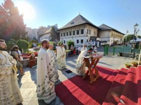 Înălțarea Sfintei Cruci